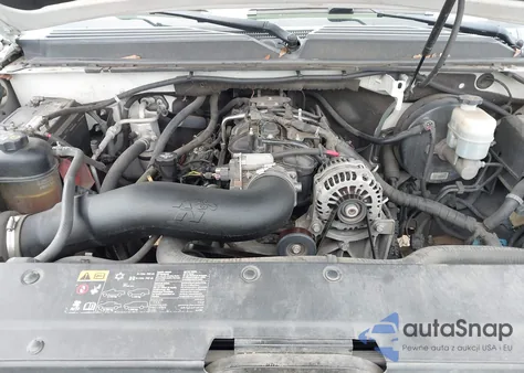 2011 Chevrolet Avalanche 1500 Ls from USA, damaged, VIN 3GNMCEE08BG365739